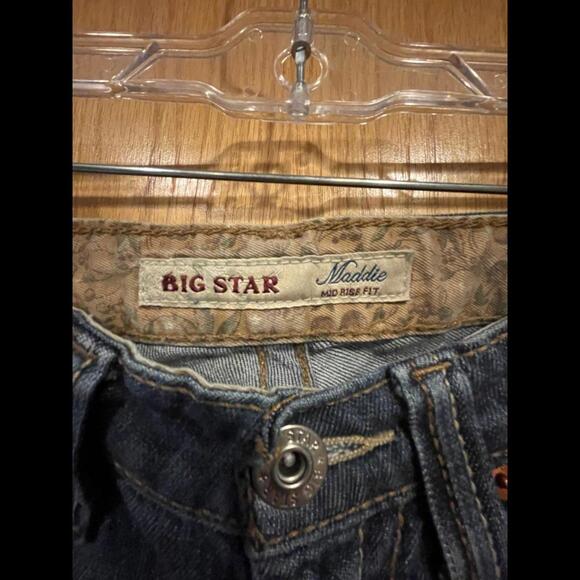 Big Star Maddie Mid Rise Jeans - Size 26L - Picture 3 of 12
